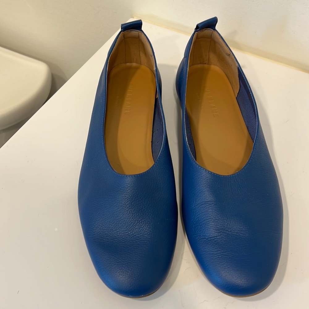 Everlane blue day glove flats